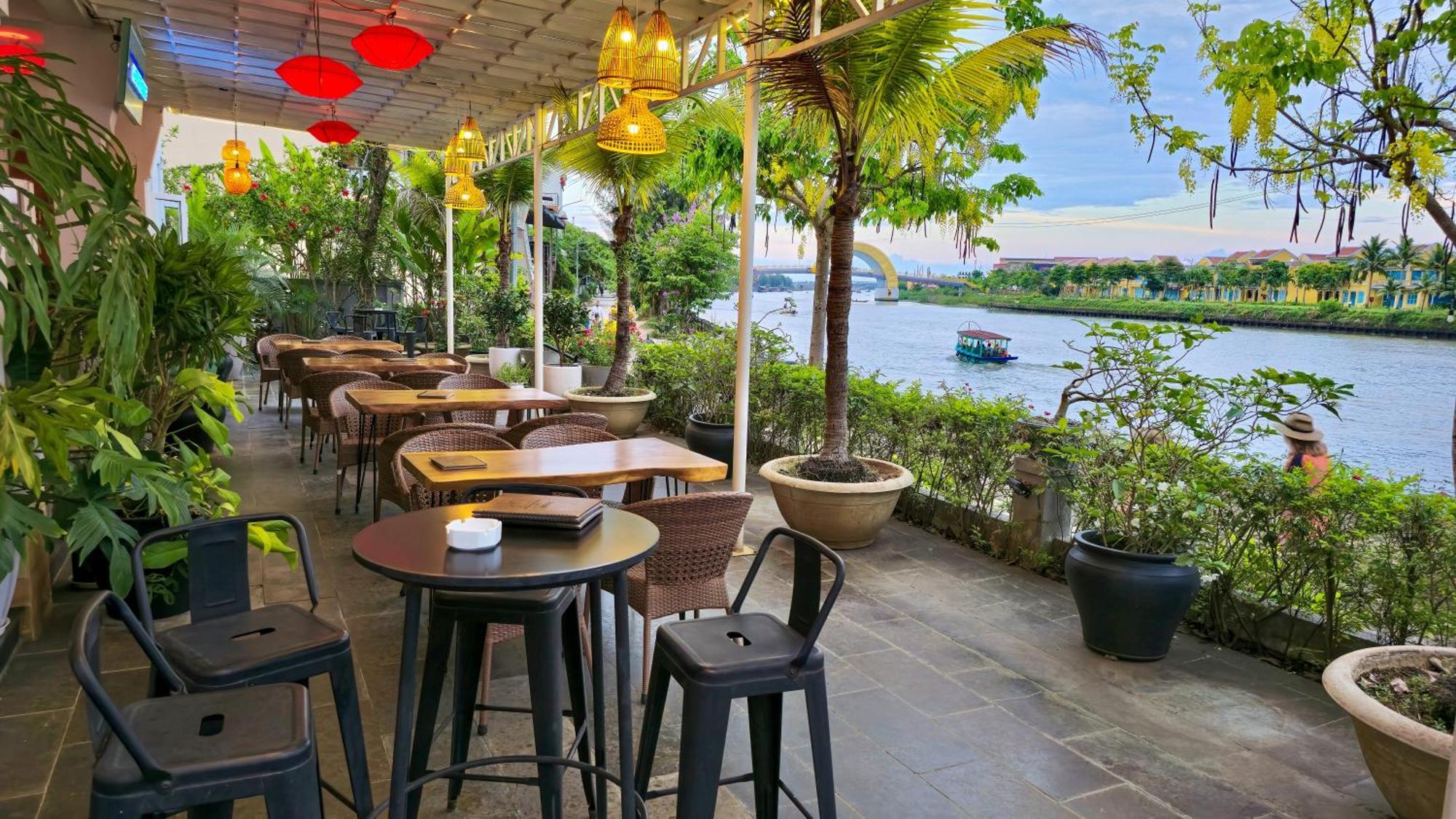 Riverside White House Hotel Hoi An Exterior foto