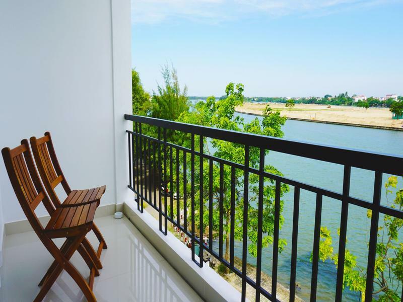 Riverside White House Hotel Hoi An Exterior foto